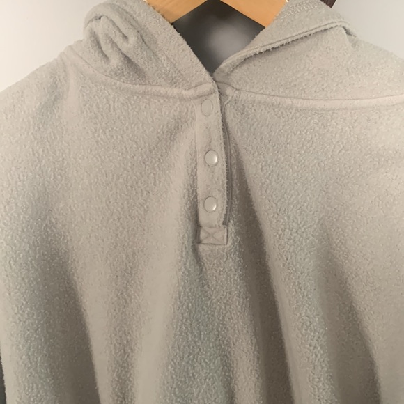 kuwallatee brushed henley set pant and hoodie. Size medium. Like new - Picture 3 of 6